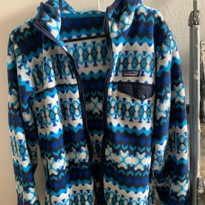 Patagonia large women’s zip up with hoodie